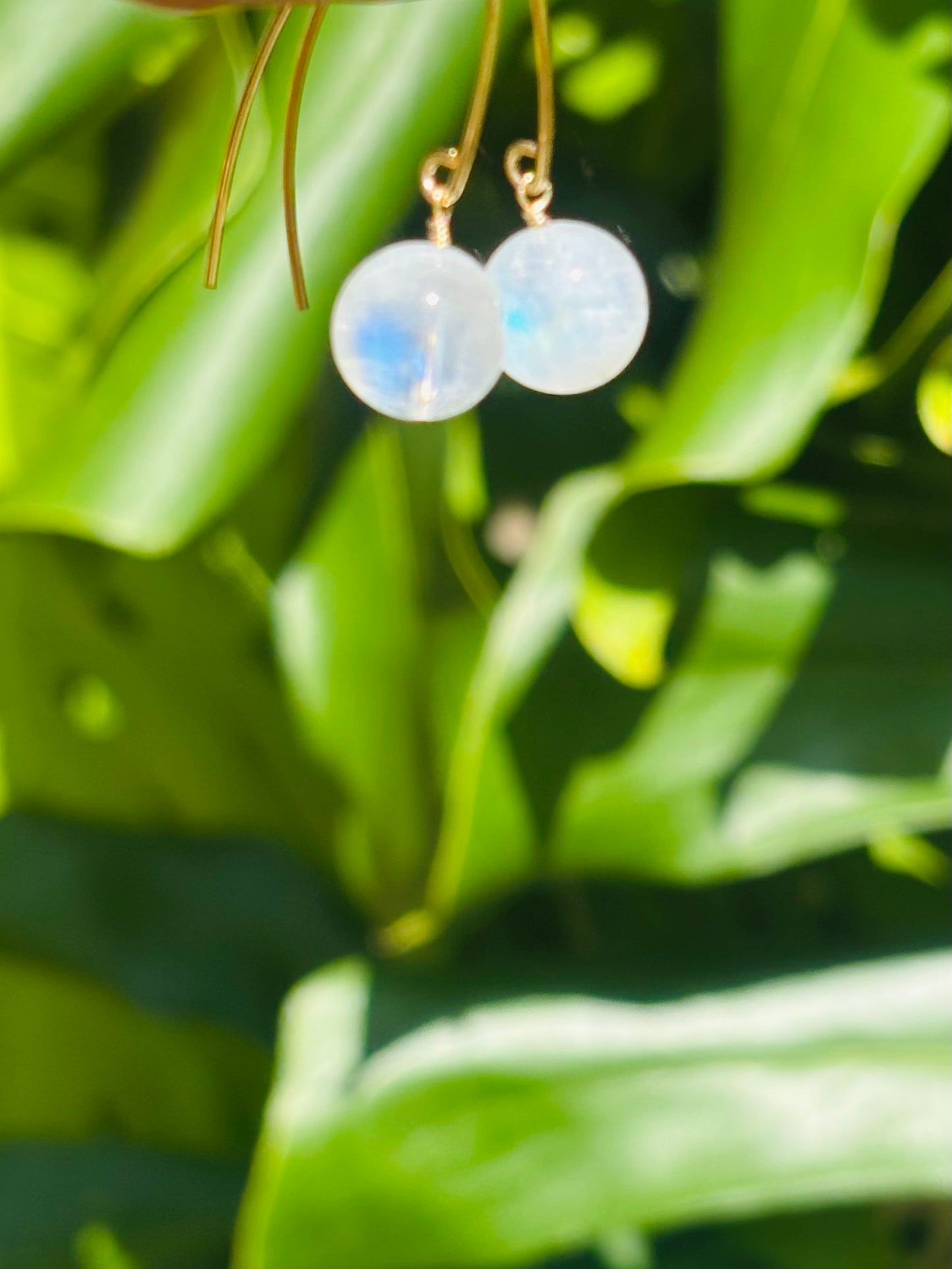 *Rainbow moonstoneピアス