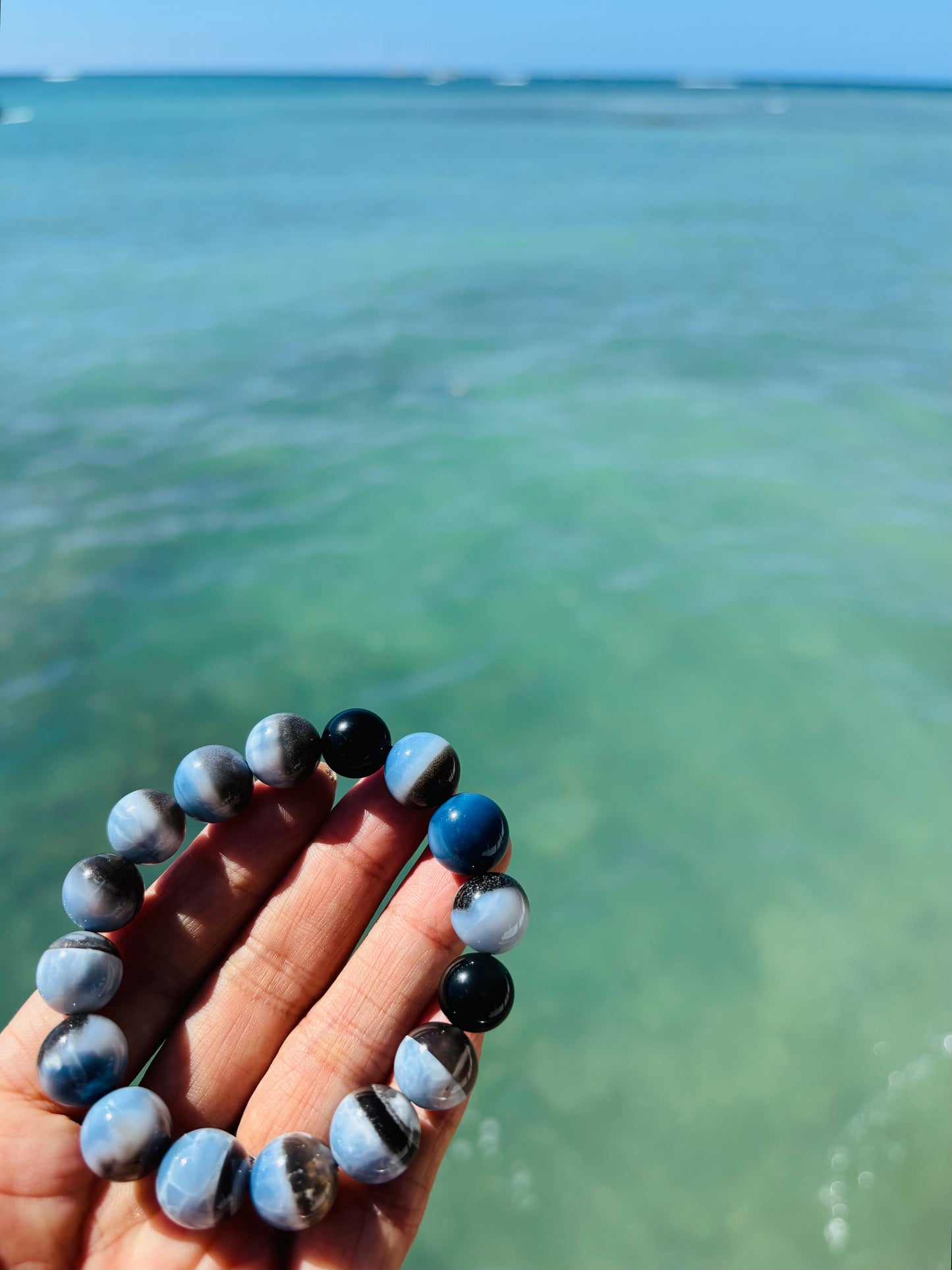 Blue Opal & Obsidian ブレスレット