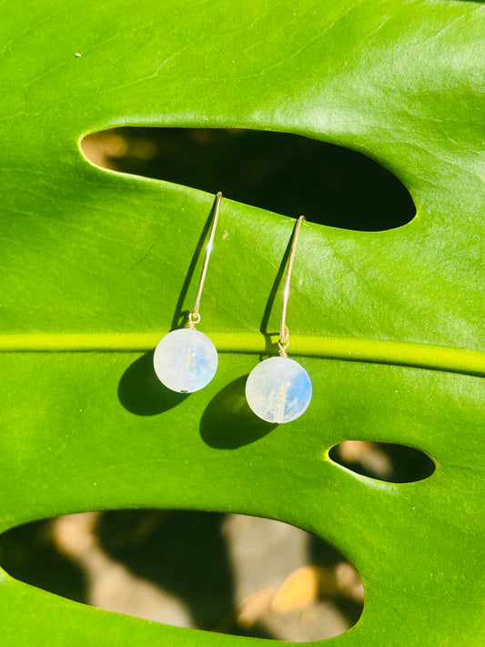 *Rainbow moonstoneピアス