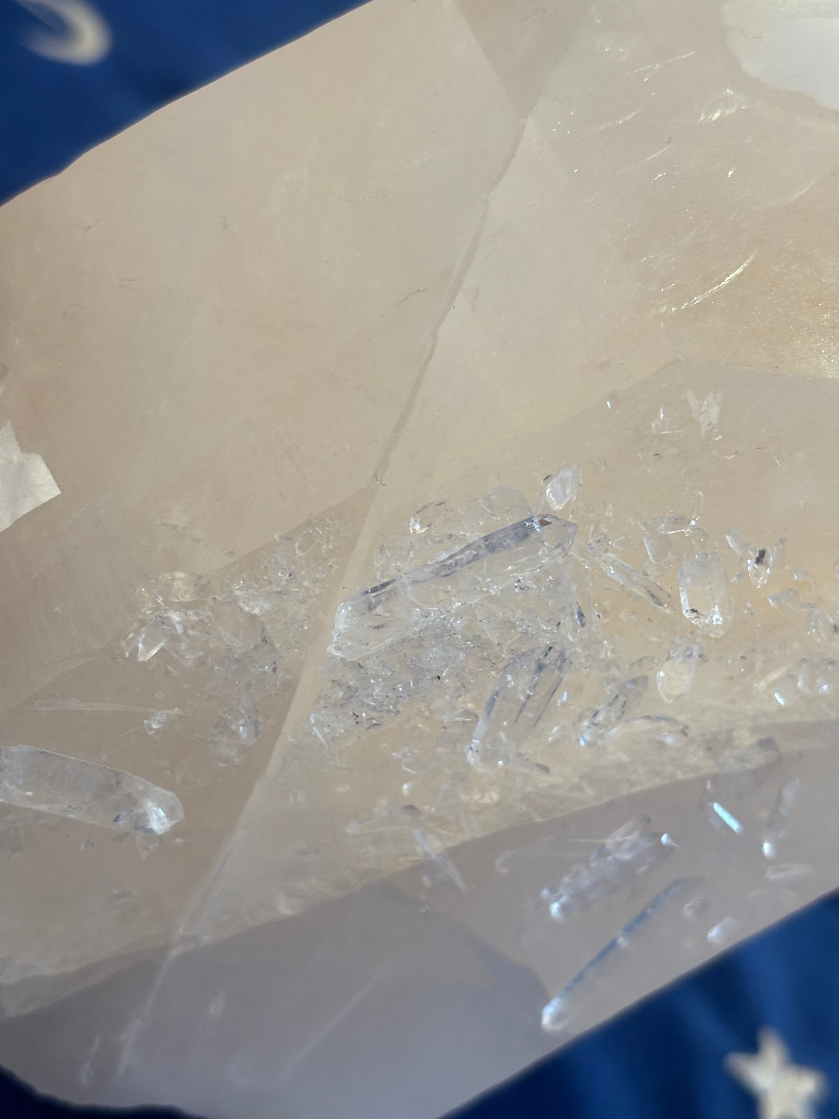 アーカンソー水晶　Ｂigクラスター 2.1Kg
