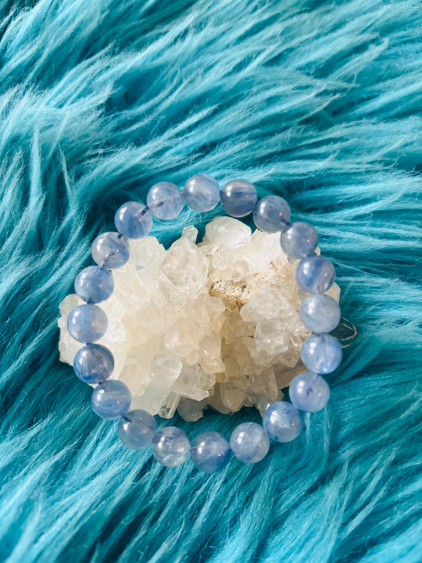 #kayanite in quartz 9mm