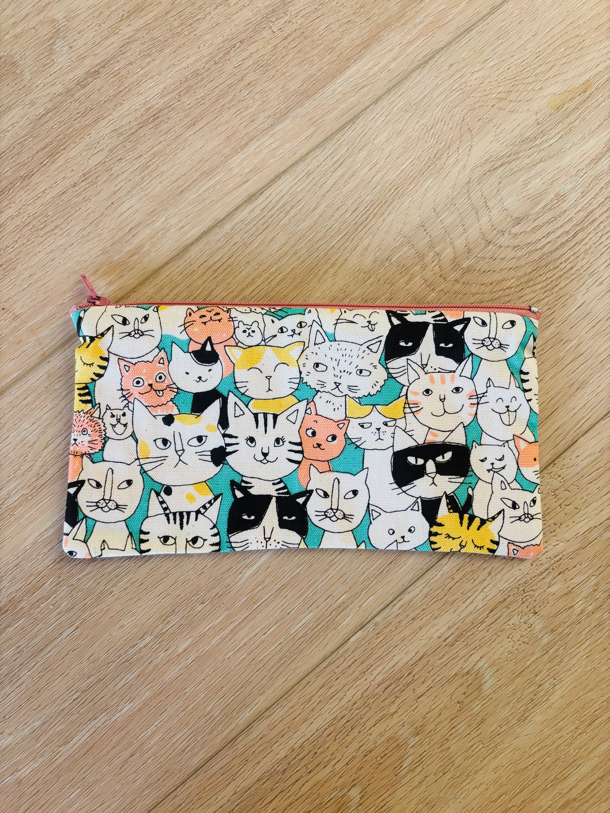 #Cat lover Pouch