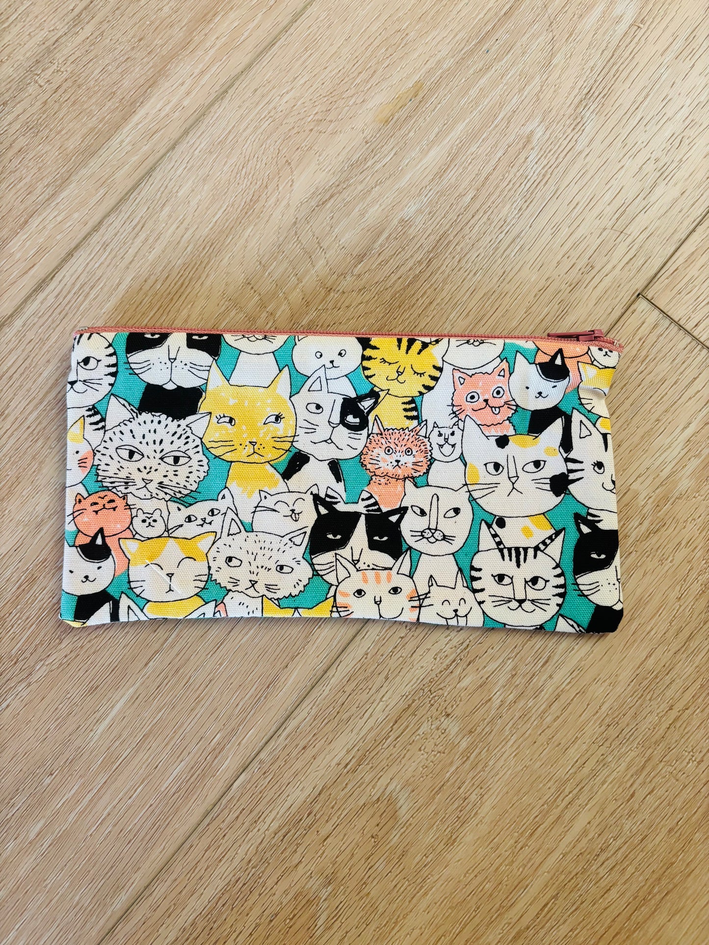 #Cat lover Pouch