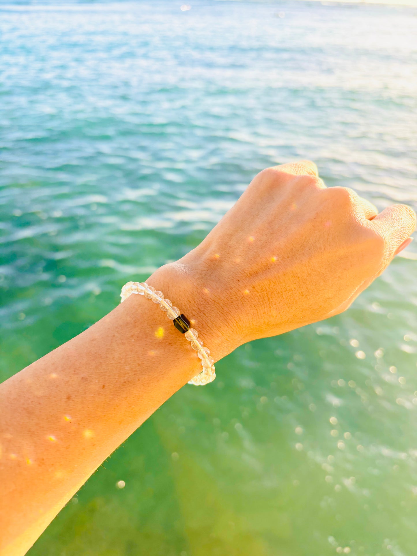 宇宙系のパワー🚀リビアングラス&モルダバイト6mm