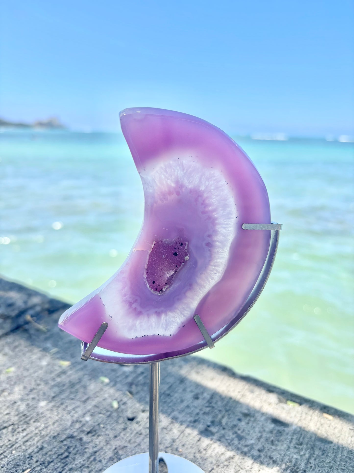#Jelly Moon Agate Moon