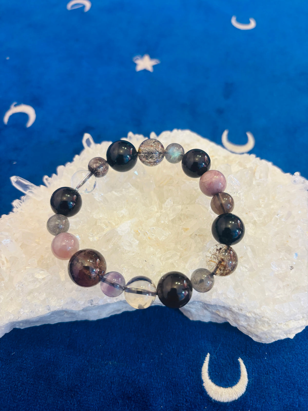 #Luxury blacktone Bracelet